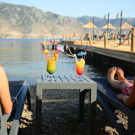 Beyaz Guvercin Butik Hotel *