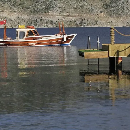 Beyaz Guvercin Butik Selimiye (Aegean)