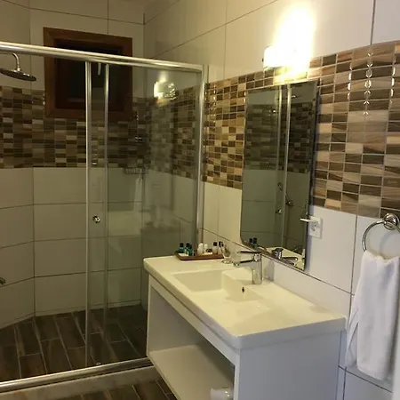 Beyaz Guvercin Butik Selimiye (Aegean)