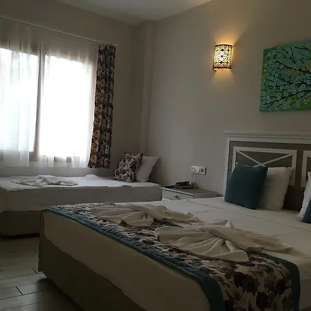 Beyaz Guvercin Butik Selimiye (Aegean)