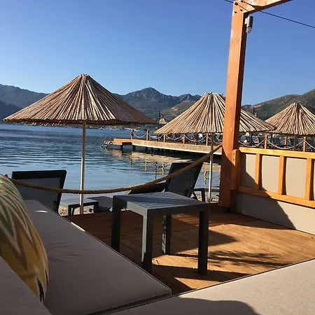 Beyaz Guvercin Butik Selimiye (Aegean)