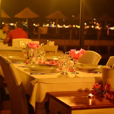 Beyaz Guvercin Butik * 塞利米耶