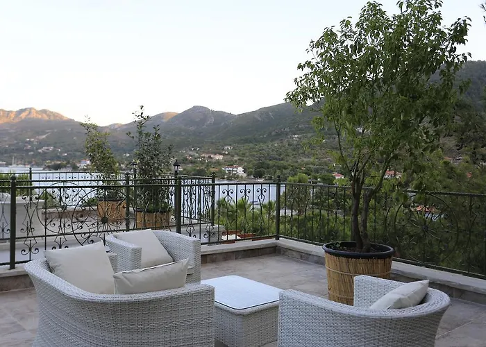 Beyaz Guvercin Butik Selimiye (Aegean)