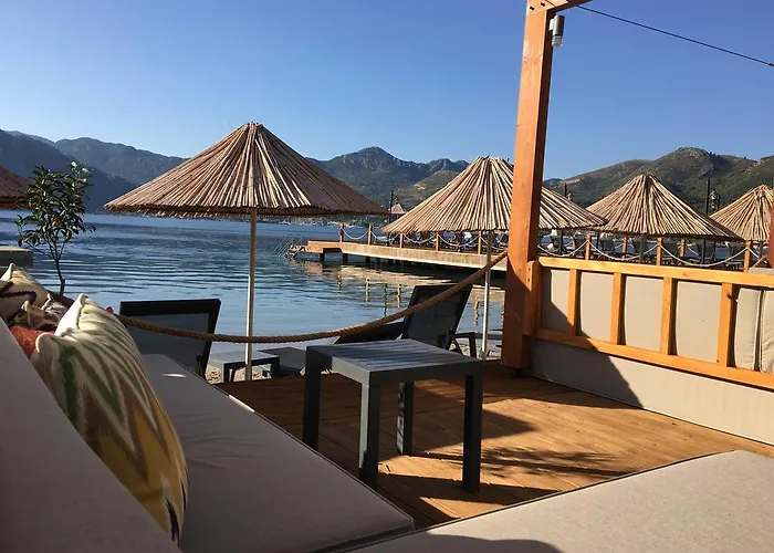 Beyaz Guvercin Butik Selimiye (Aegean)